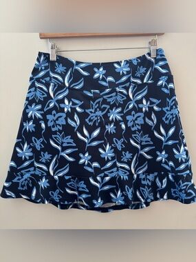 Golftini Floral Golf Skort Women’s Size L Navy Blue Built-In Shorts